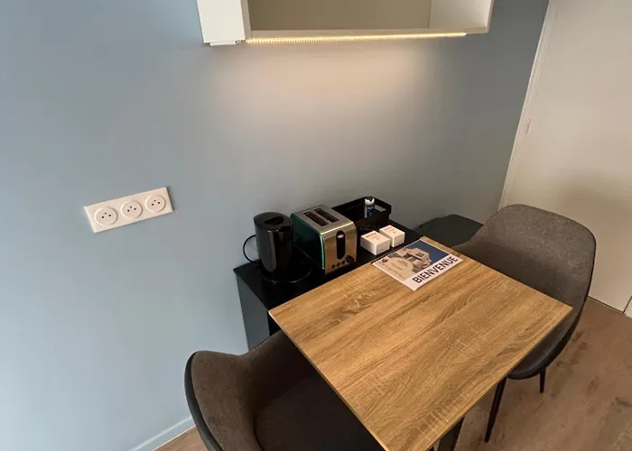 Le D'artagnan - App 8 - Balcon * Cazaubon